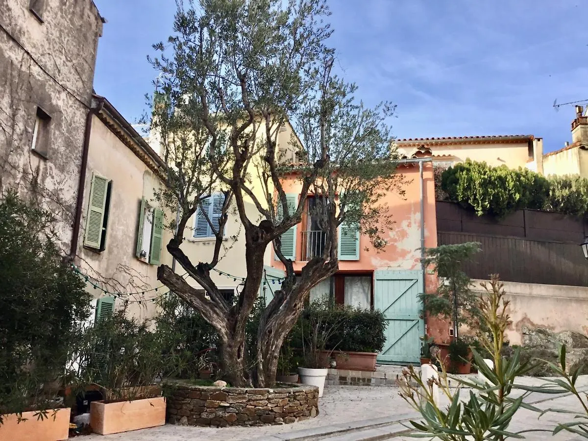 Ravissant Studio Climatise Gambetta Misericorde Au Coeur De Saint-Tropez